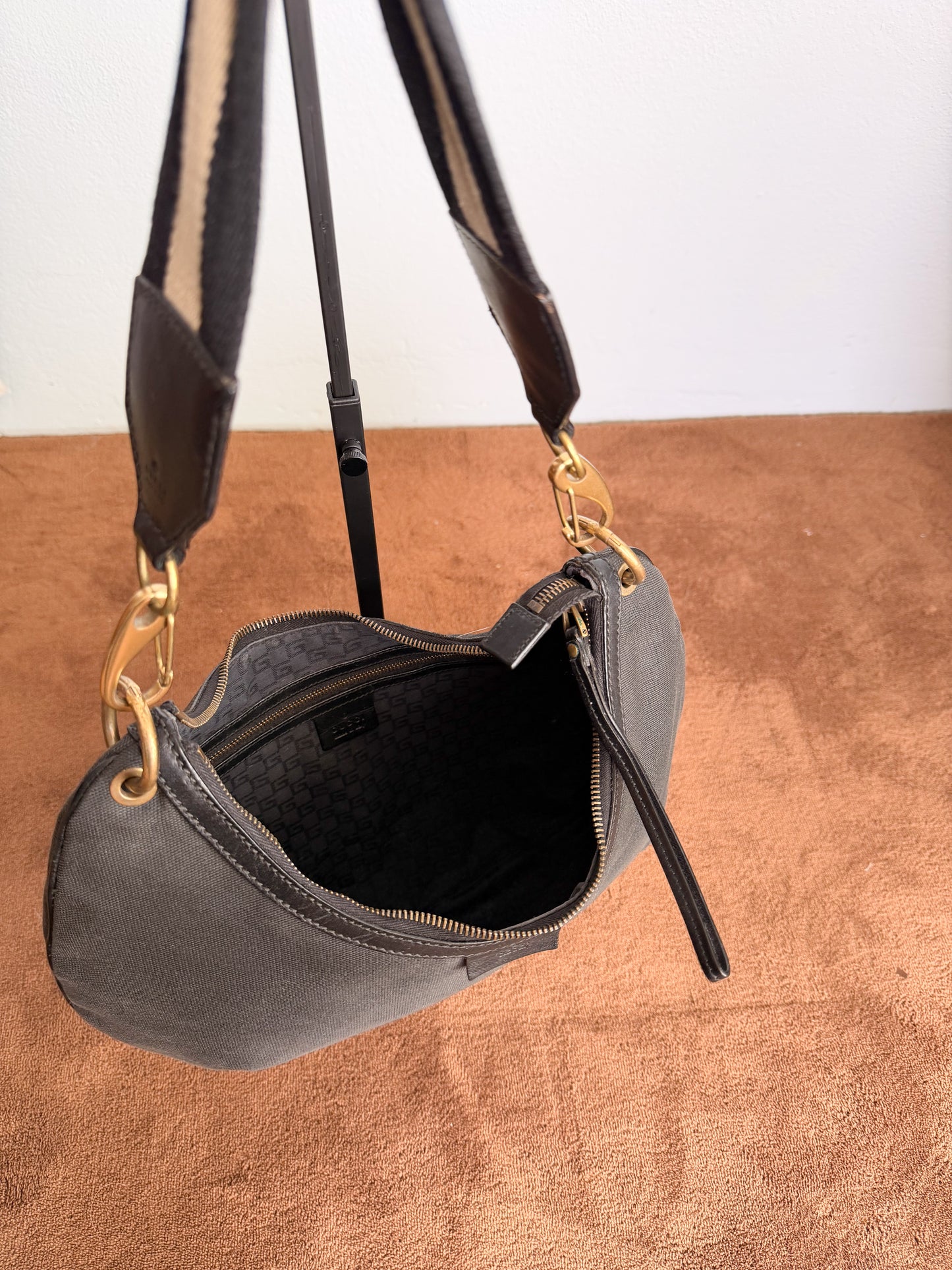Borsa hobo bag Gucci in tela e pelle con tracolla gros grain
