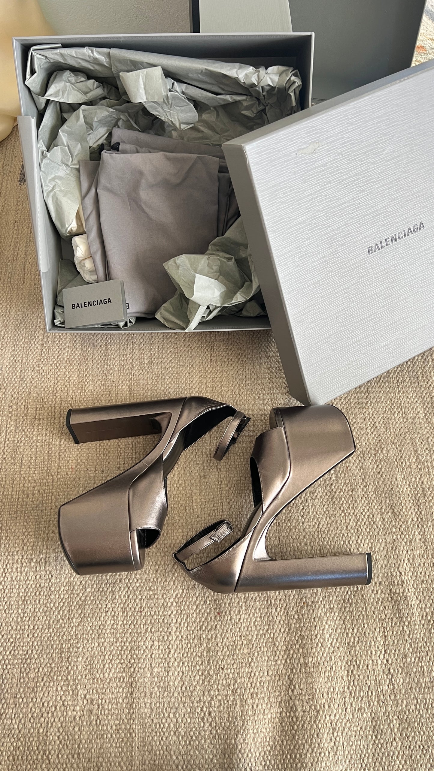 Sandali Balenciaga Camden ss23