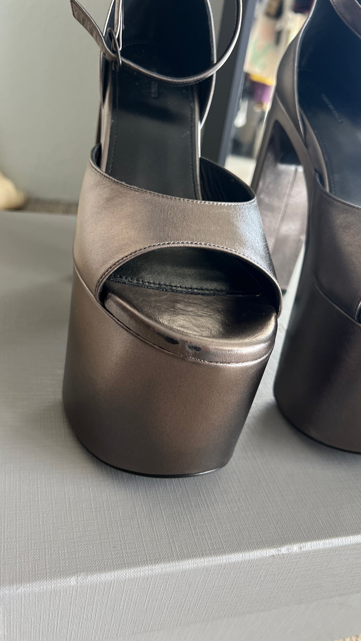 Sandali Balenciaga Camden ss23