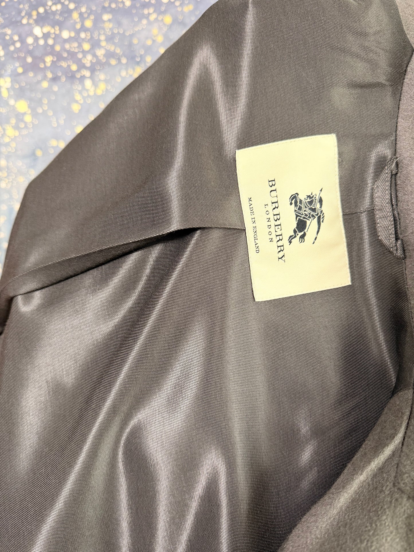 Cappotto in cashmere Burberry color salvia midi