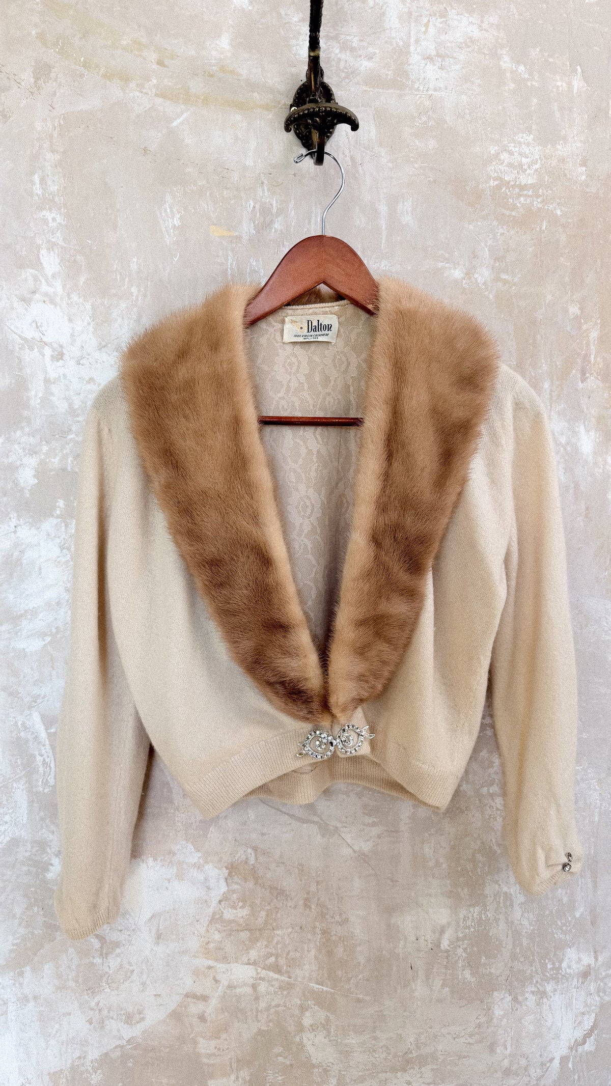Cardigan in cashmere Dalton anni 50 con collo in pelliccia