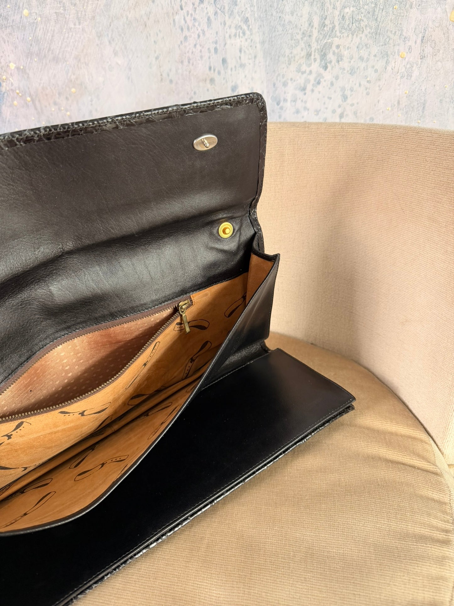 Pochette anni 70 in pitone nero porta accessori