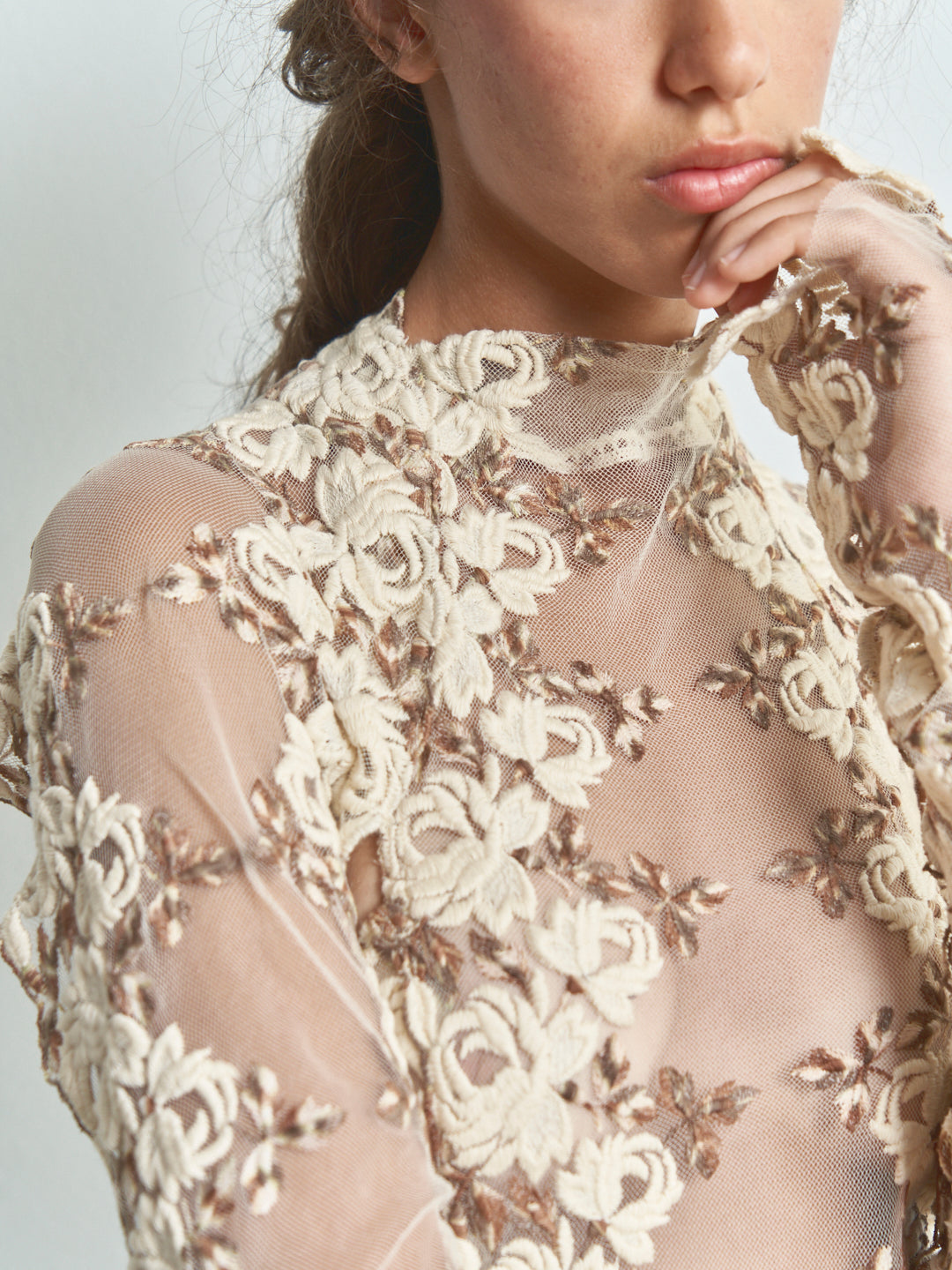 Abito Sartoriale realizzato da Montanaro Vintage con passamaneria di tulle e pizzo