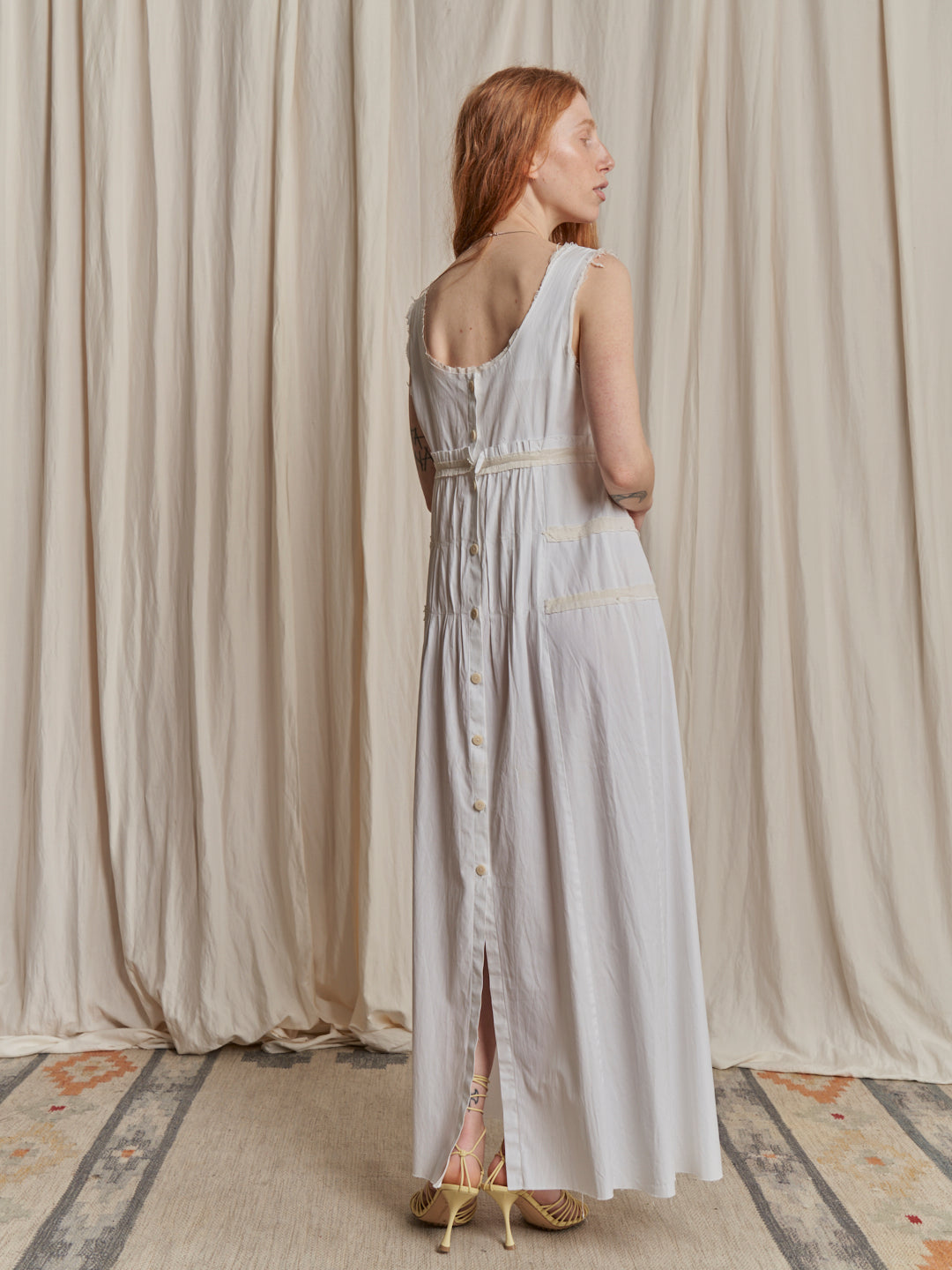 Abito Philosophy Alberta Ferretti in popeline pieghe inserti seta e bottoni sul retro