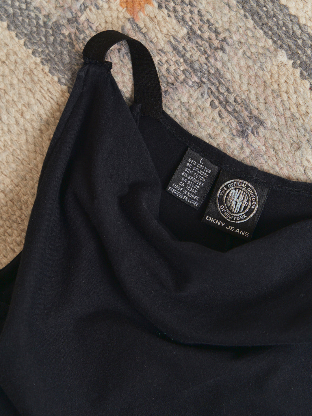 Abito in jersey nero DKNY jeans con scavo cratere anni 90 taglio midi