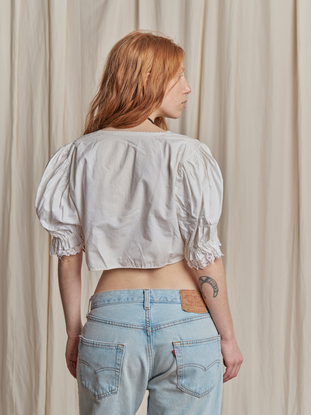 Blusa anni 70 in cotone con coulisse collo e seno