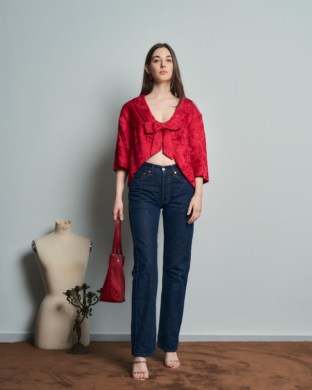 Blusa rossa anni 60 originale in tessuto broccato in seta pura sartoriale.