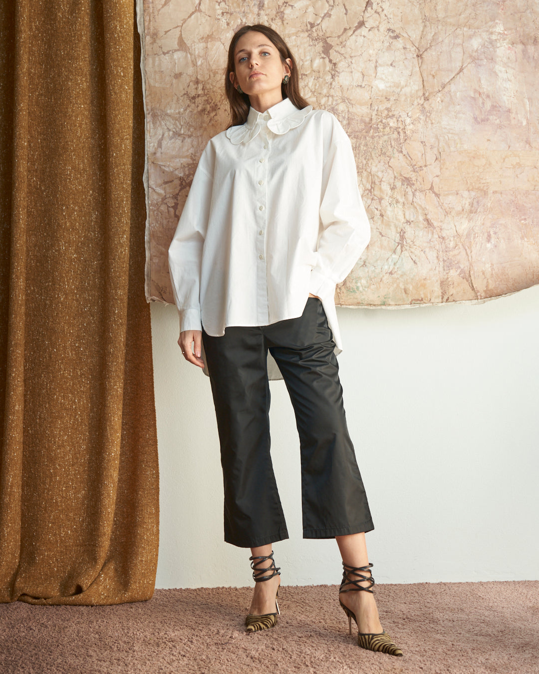 Camicia Chantal Thomass in popeline di cotone con collo petali