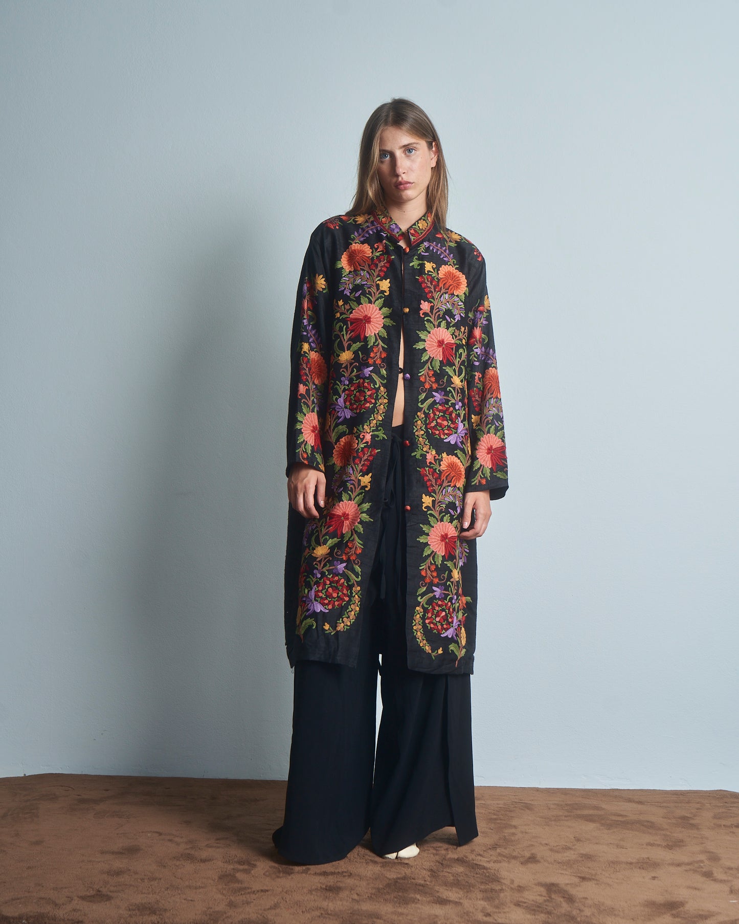 Cappotto leggero in seta ricamato