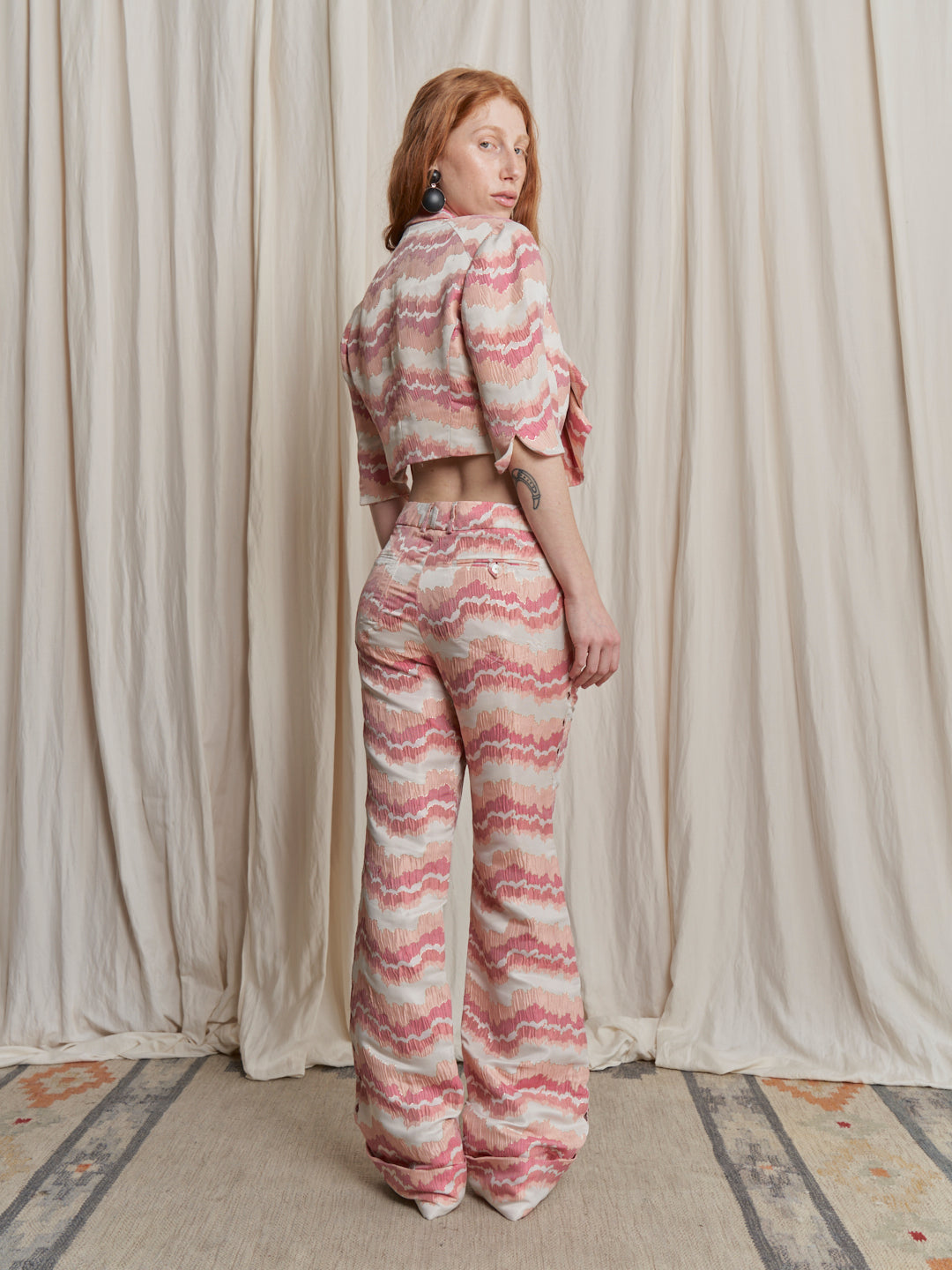 Completo ss1998 Antonio Berardi in tessuto Jacquard estivo con rouche e oblò