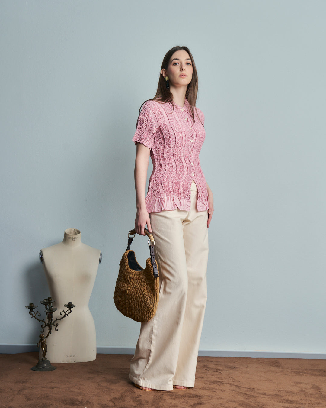 Pantaloni in cotone e seta Ann Demeulemeester con cintura asimmetrica davanti vita bassa