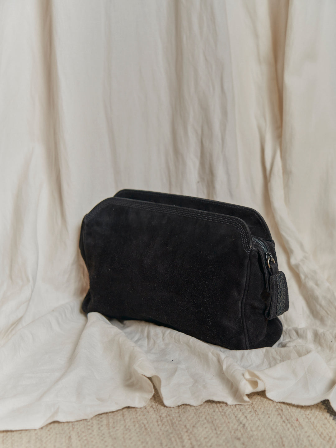 Borsa pochette anni 90 Granello in pelle scamosciata.