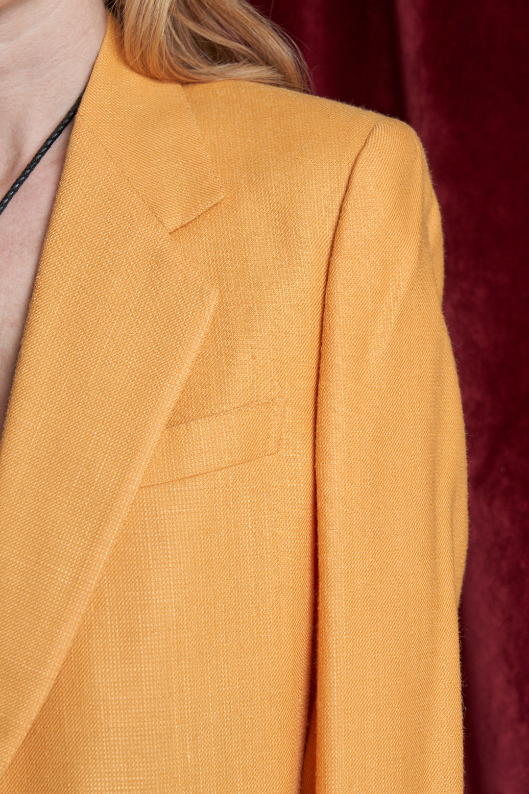 Completo tailleur firmato Brioni Roma in lana e seta