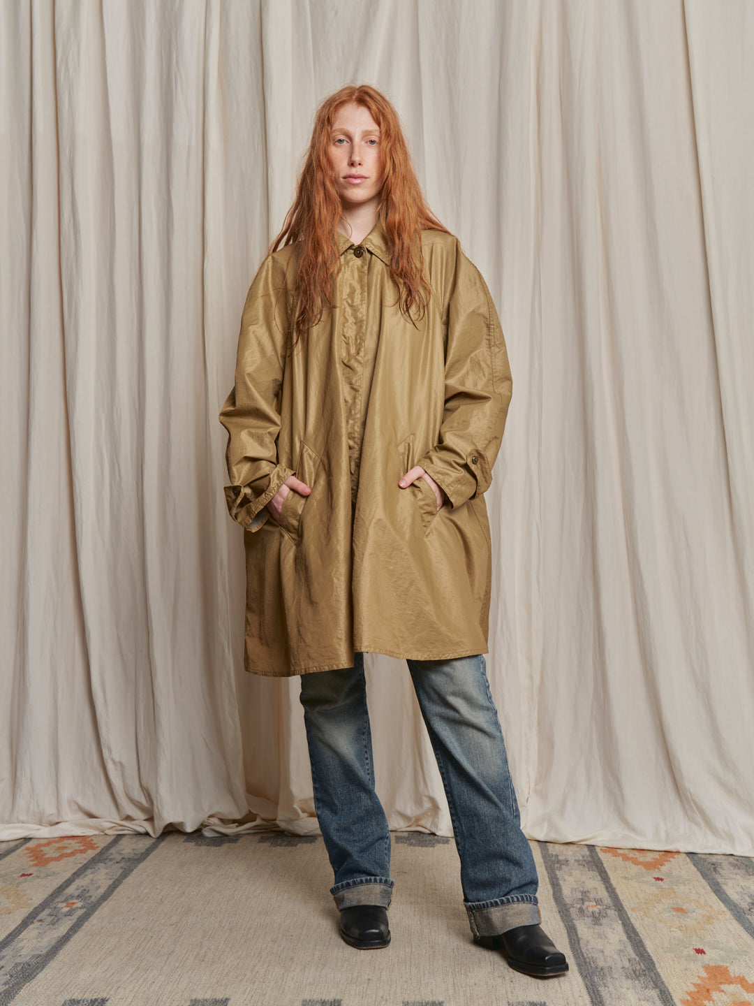 Trench a campana lucido Pennyblack piega dietro