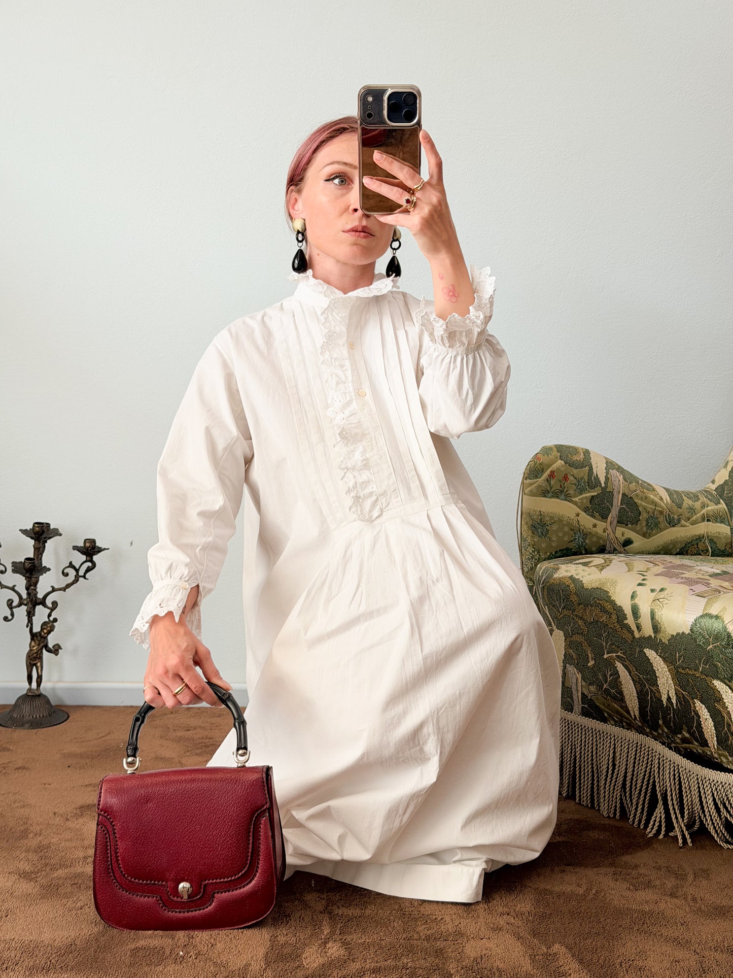 Camicia da notte antica ricamata a mano con pizzo sangallo