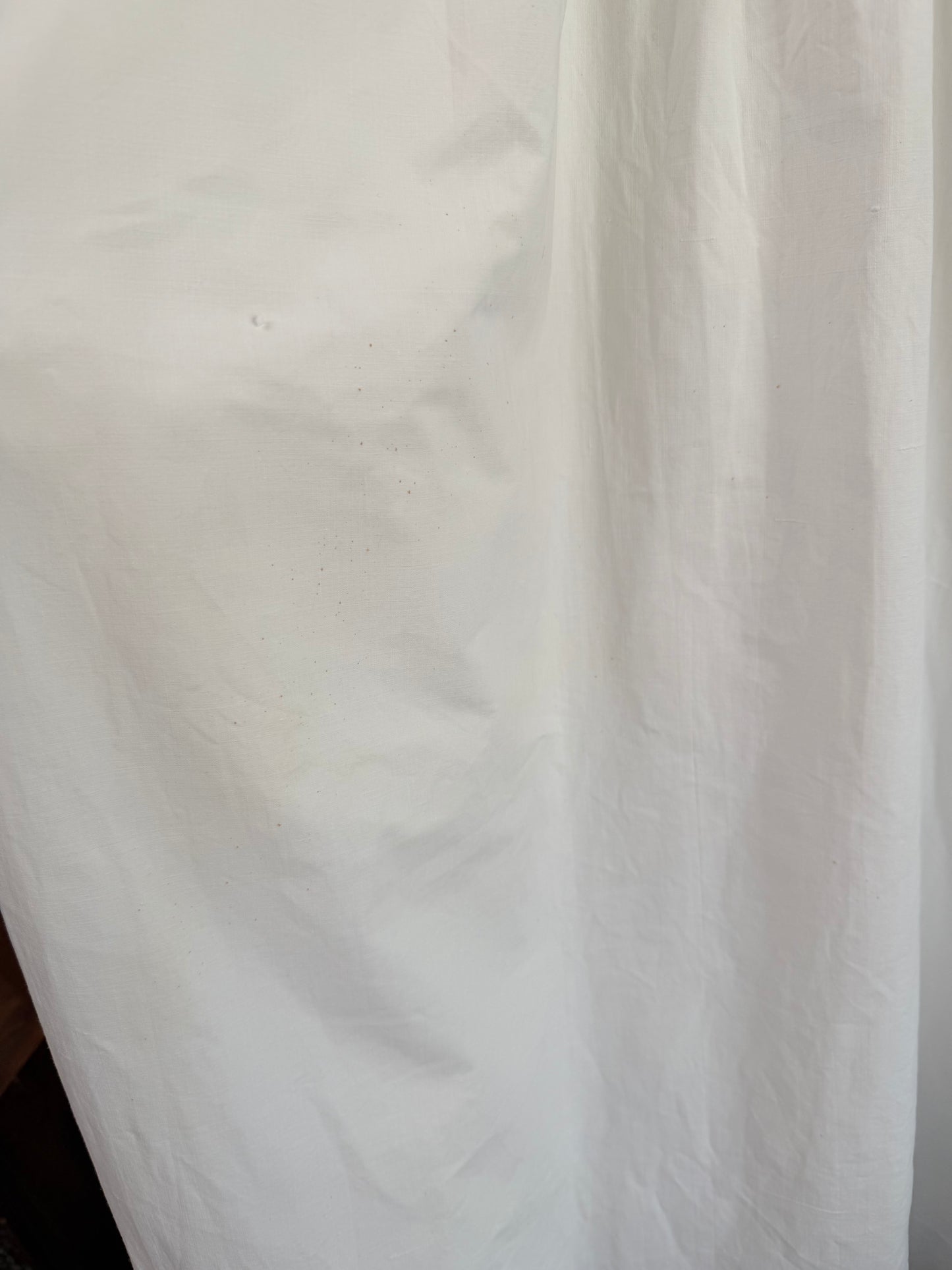 Camicia da notte antica ricamata a mano con pizzo sangallo