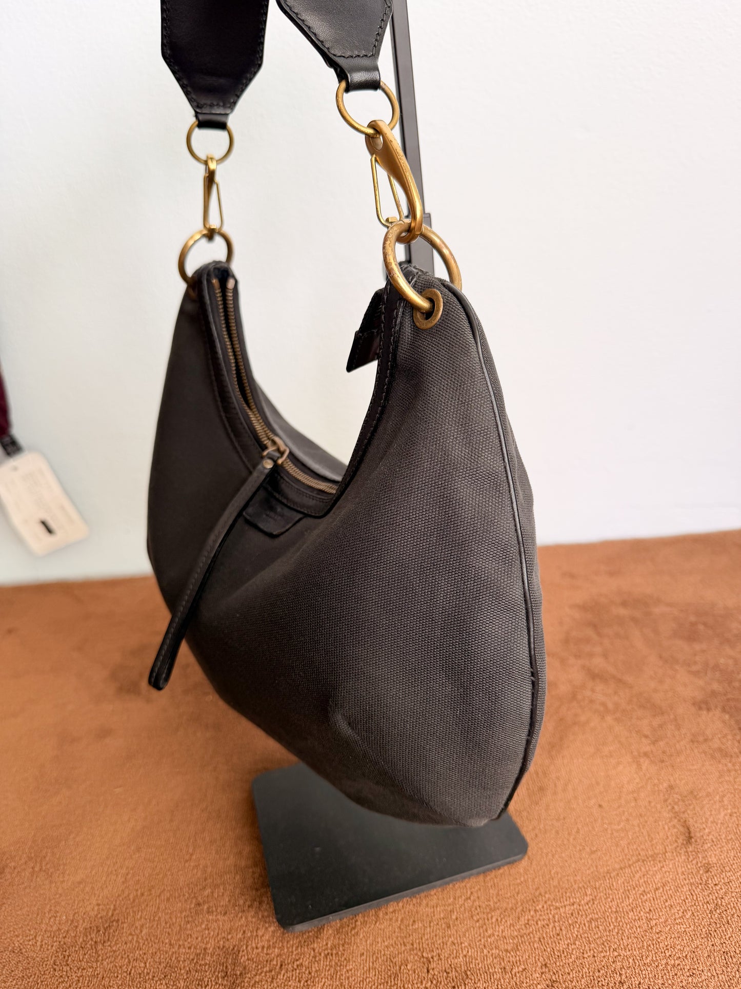 Borsa hobo bag Gucci in tela e pelle con tracolla gros grain