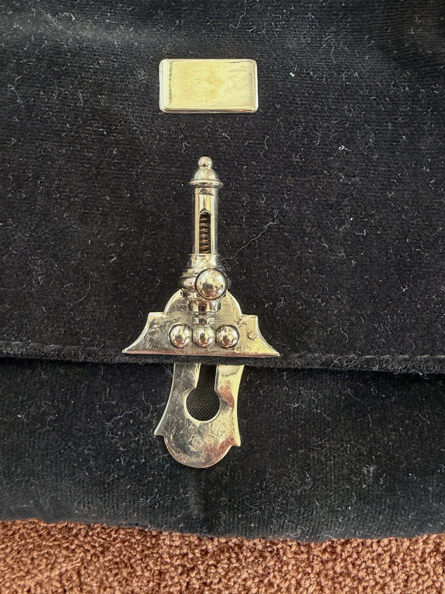 Borsa da polso anni 70 in metallo e velluto