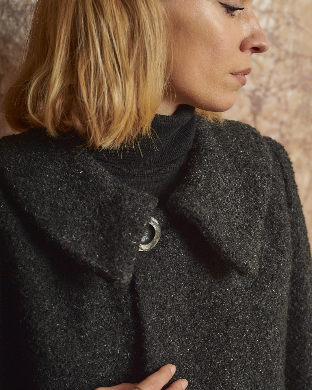 Cappotto in lana bouclé anni 60 sartoriale nero melange