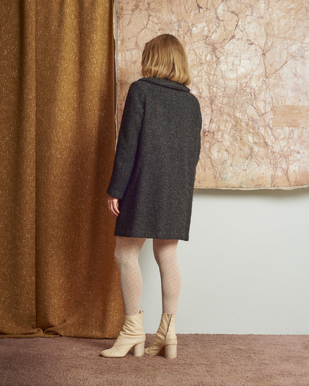 Cappotto in lana bouclé anni 60 sartoriale nero melange