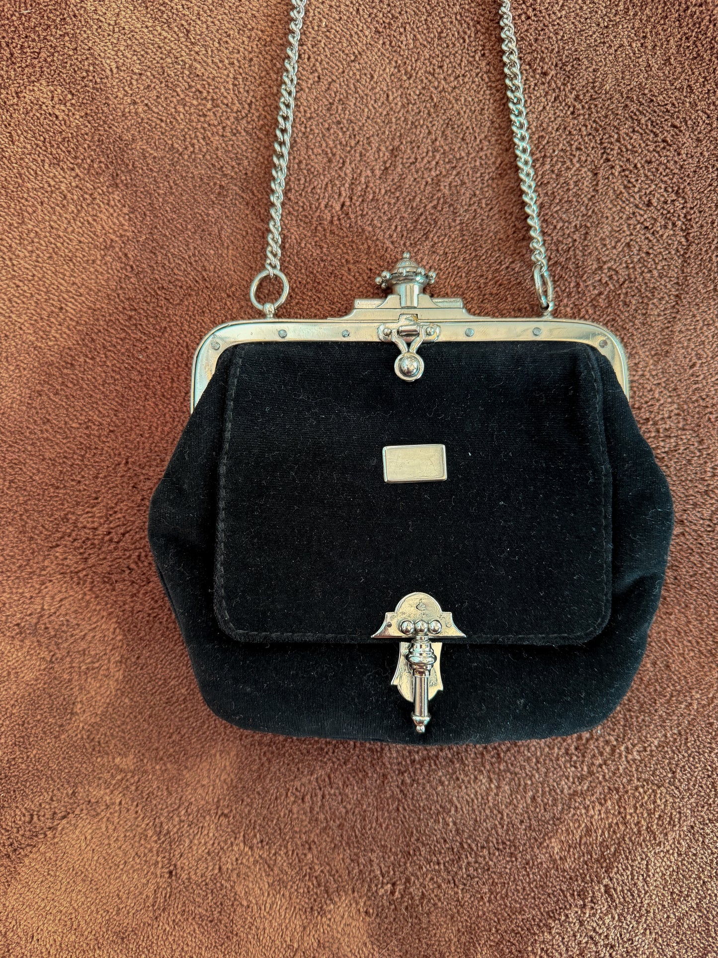 Borsa da polso anni 70 in metallo e velluto
