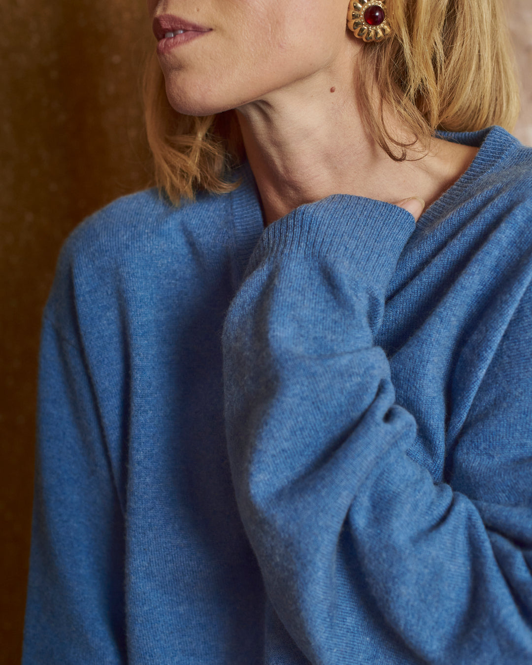 Maglia girocollo uomo in cachemire blu ceruleo