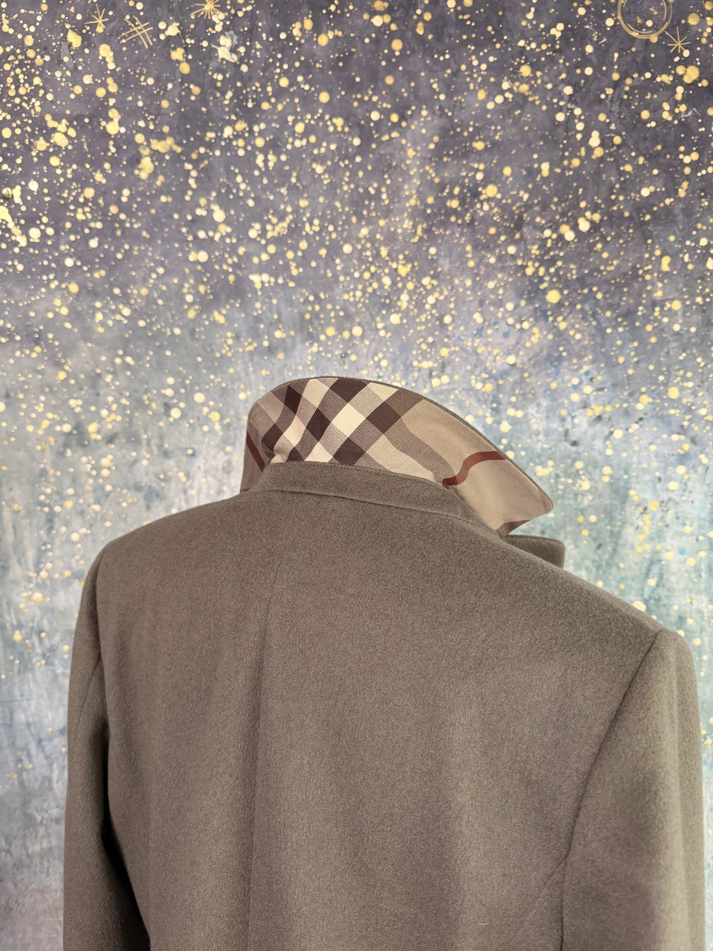 Cappotto in cashmere Burberry color salvia midi