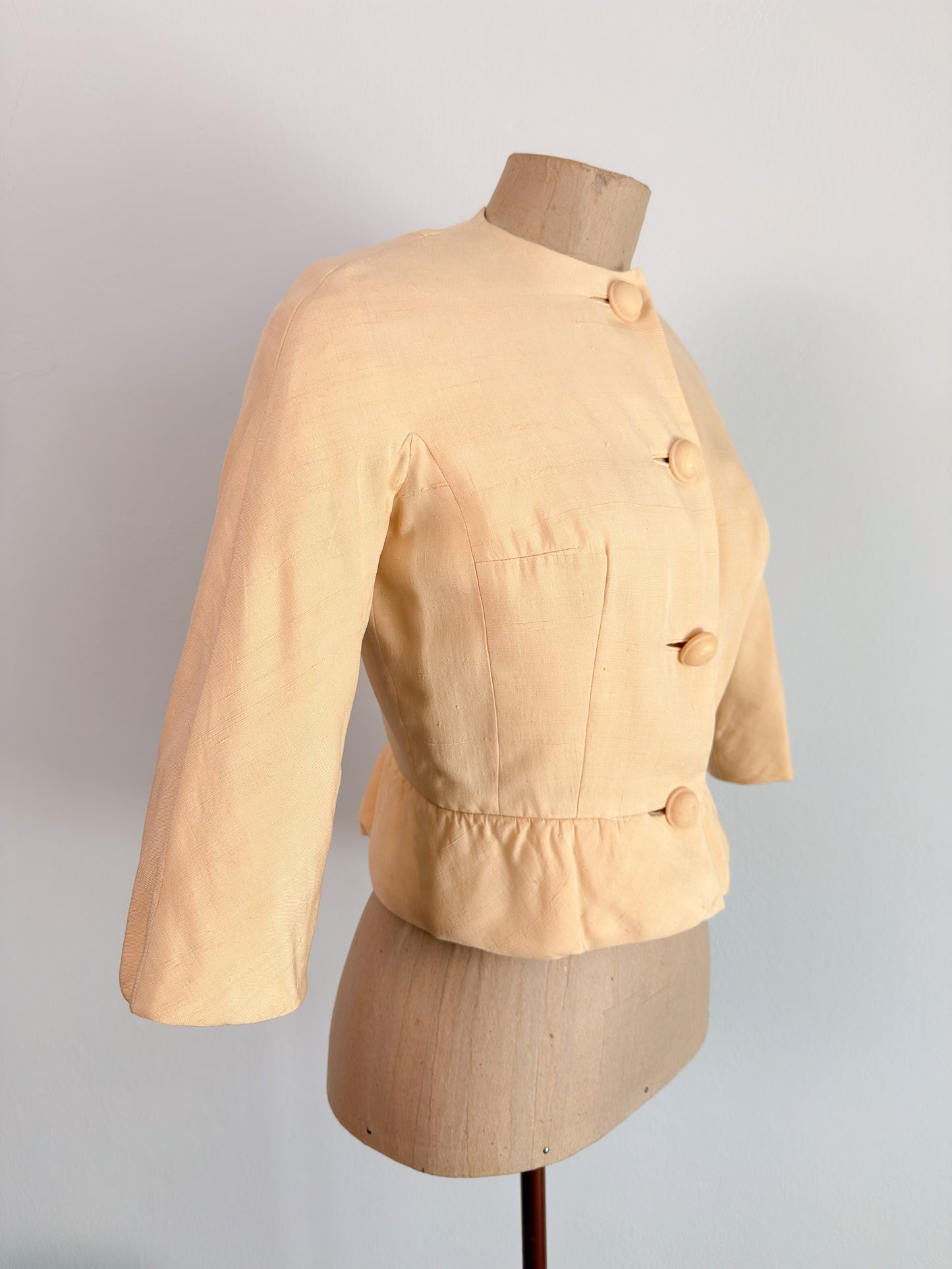 Giacca anni 50 in pura seta panna taglio kimono corta