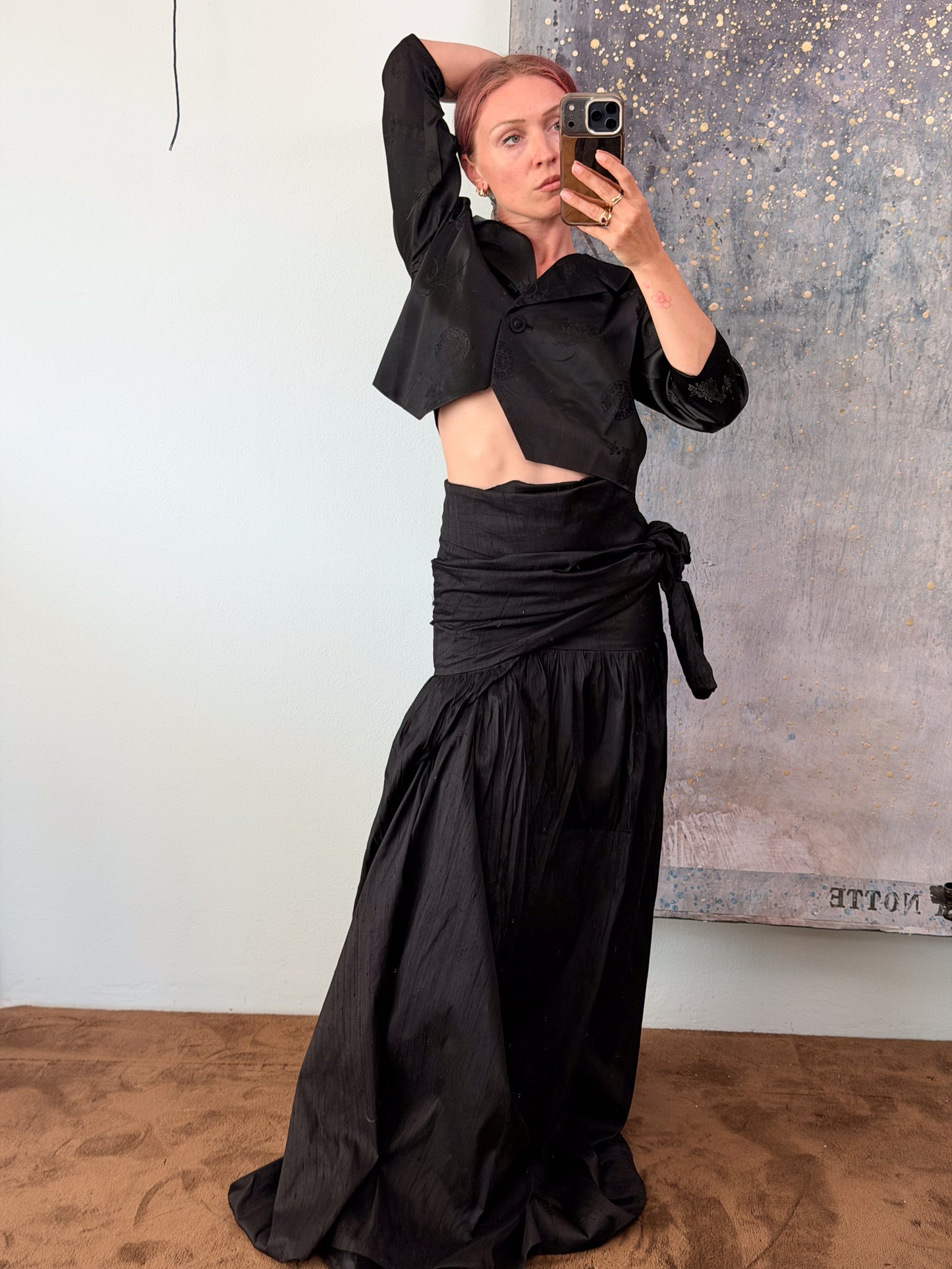 Gonna "Marisa" in shantung di seta nero, realizzata da Montanaro Vintage