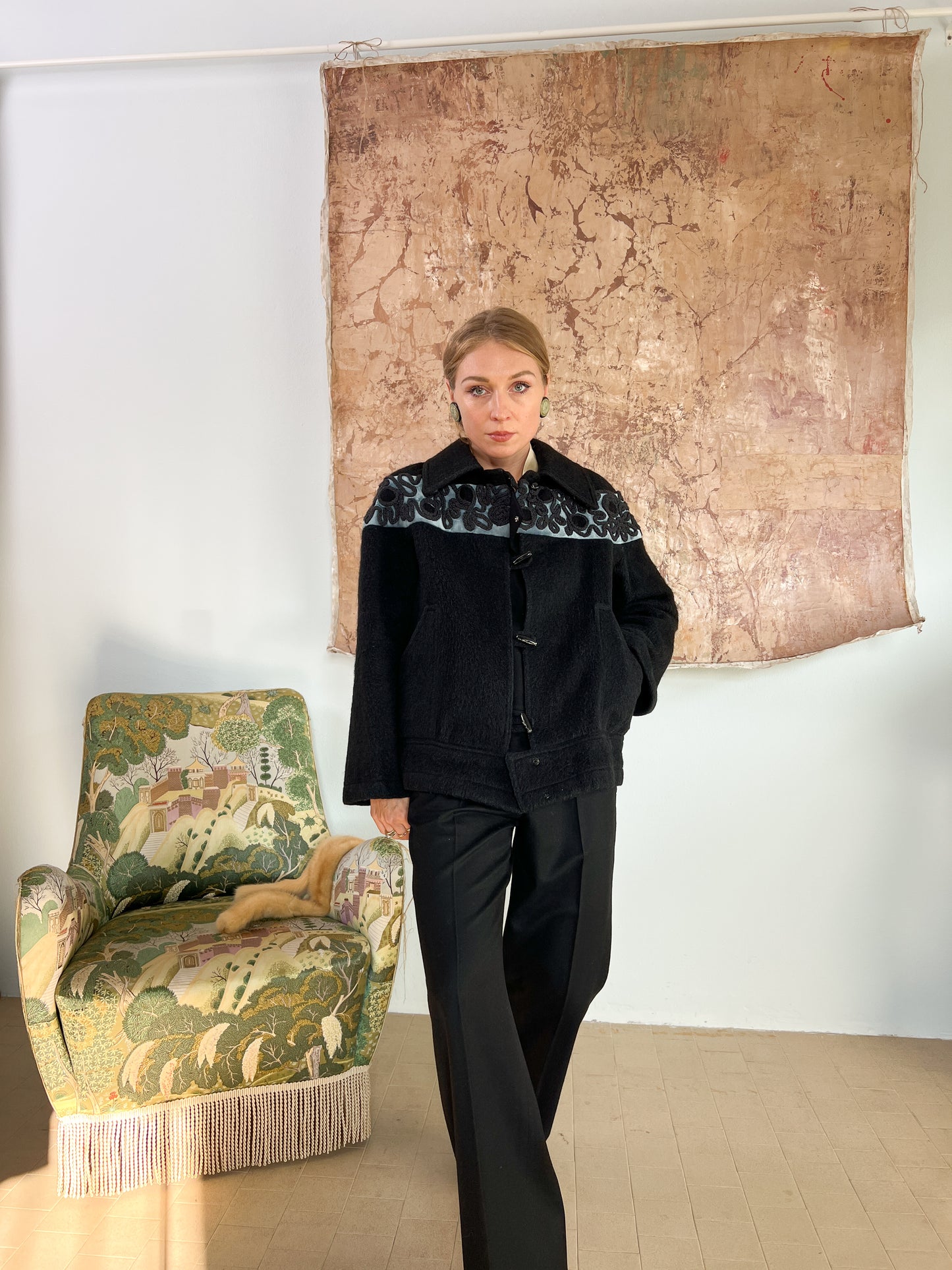 Giubbotto sartoriale ricamato a mano in lana d'alpaca