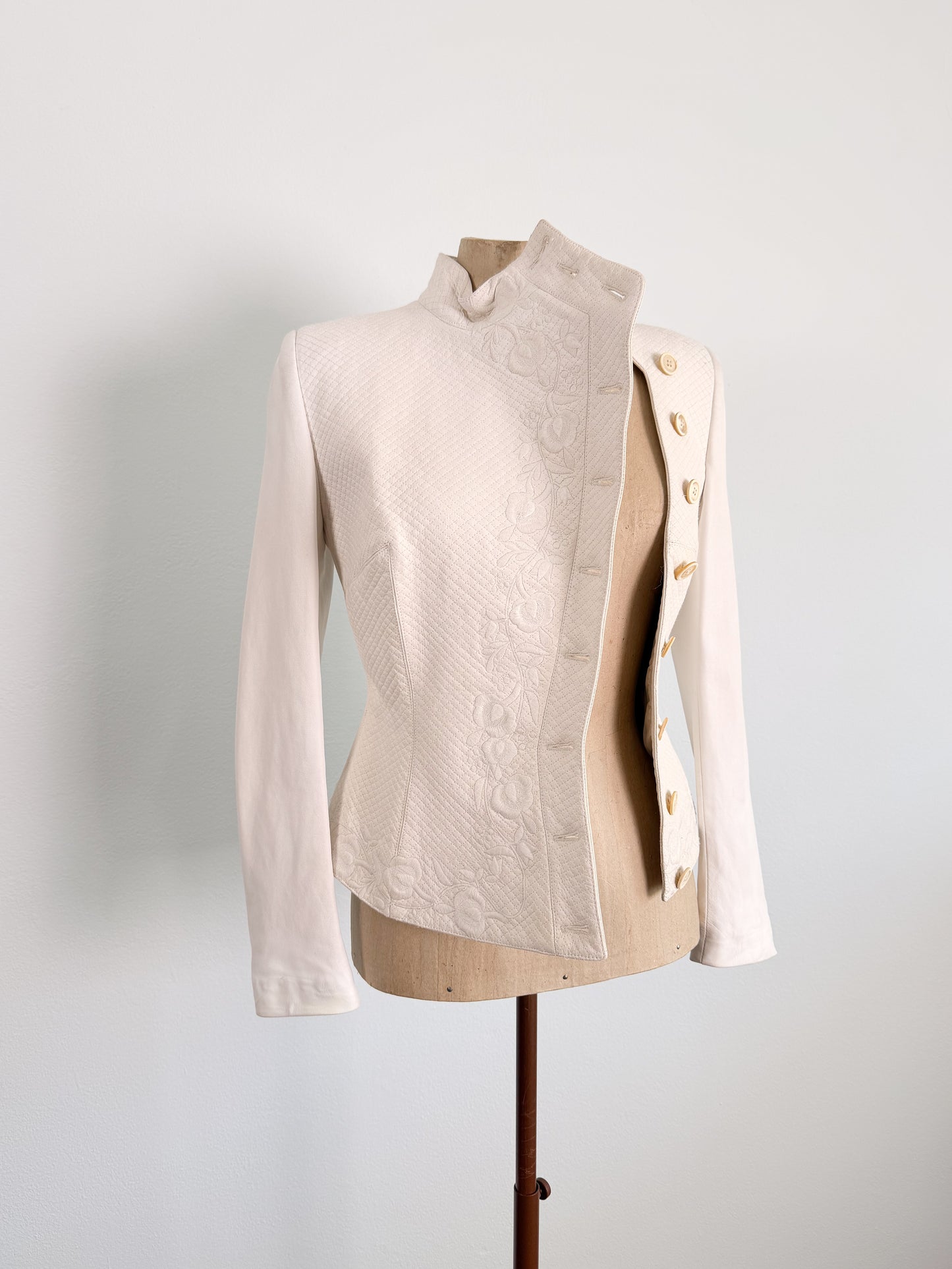 Giacca in pelle effetto bustino firmata Antonio Berardi ss 1999