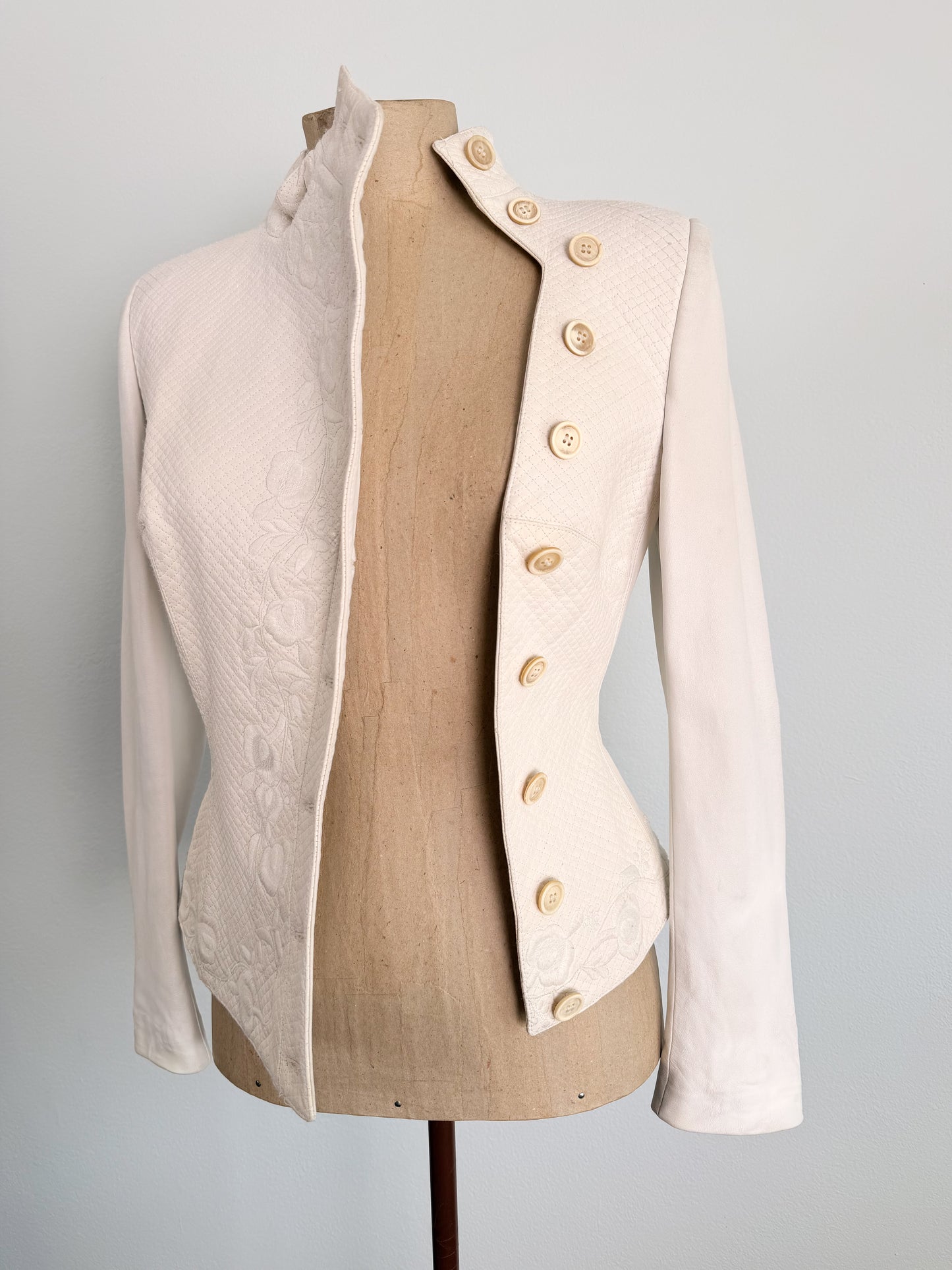 Giacca in pelle effetto bustino firmata Antonio Berardi ss 1999