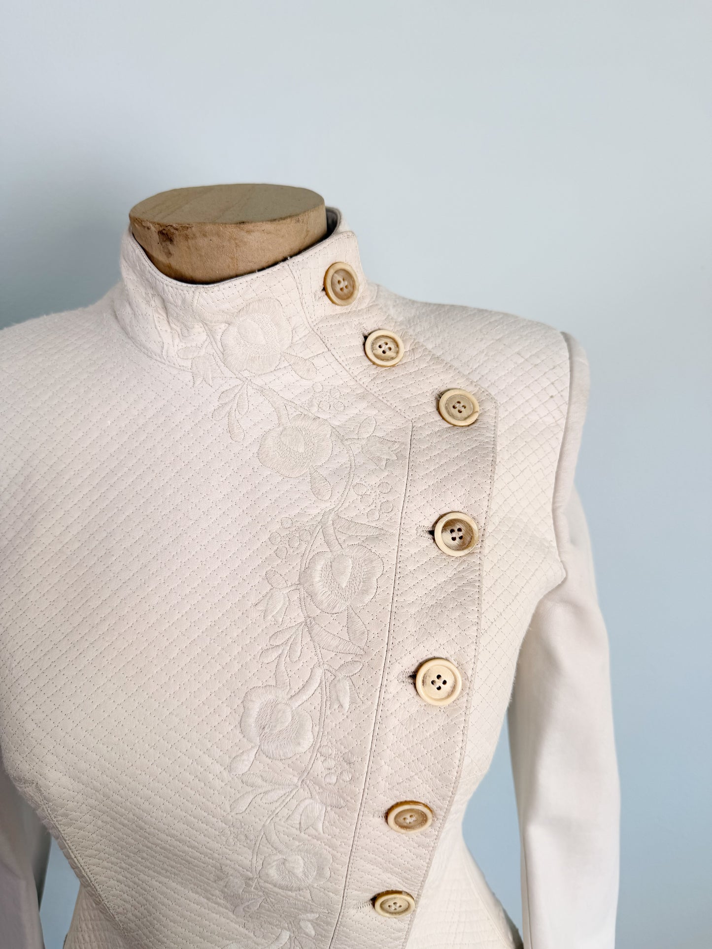 Giacca in pelle effetto bustino firmata Antonio Berardi ss 1999