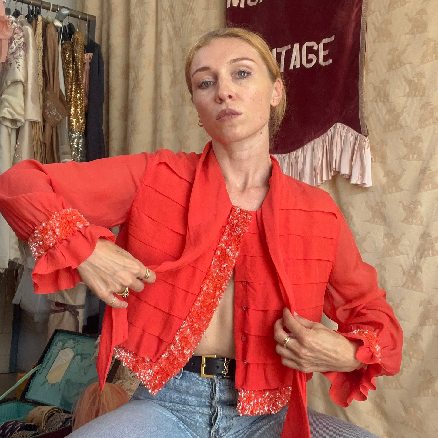 Giacca  o blusa anni 70 sartoriale realizzata a mano e macchina.