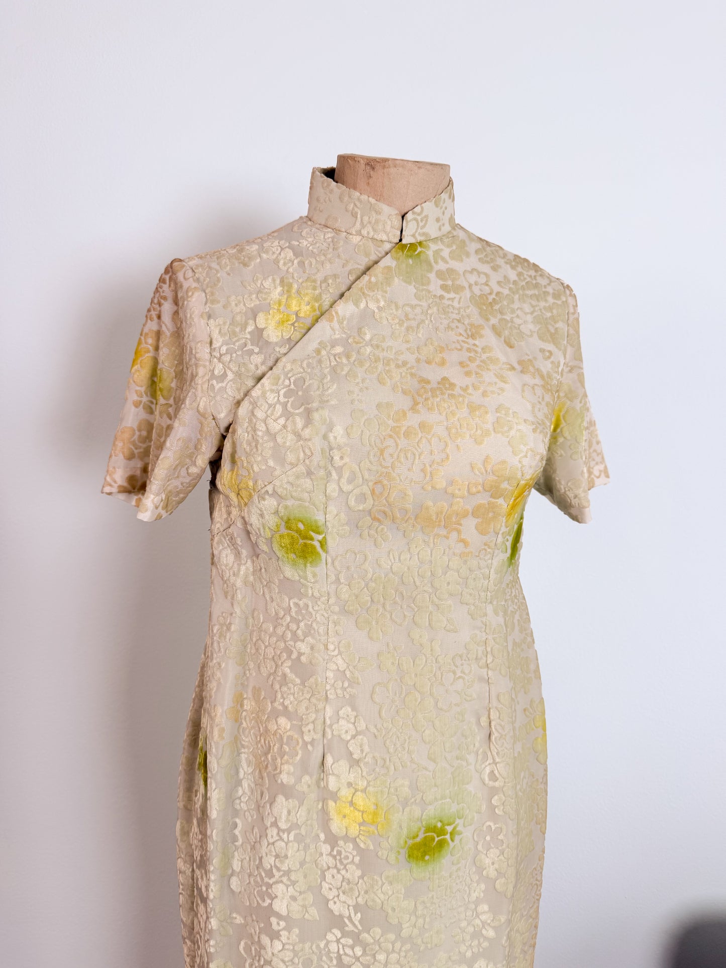 Abito modello Qipao anni 70 in tessuto devore