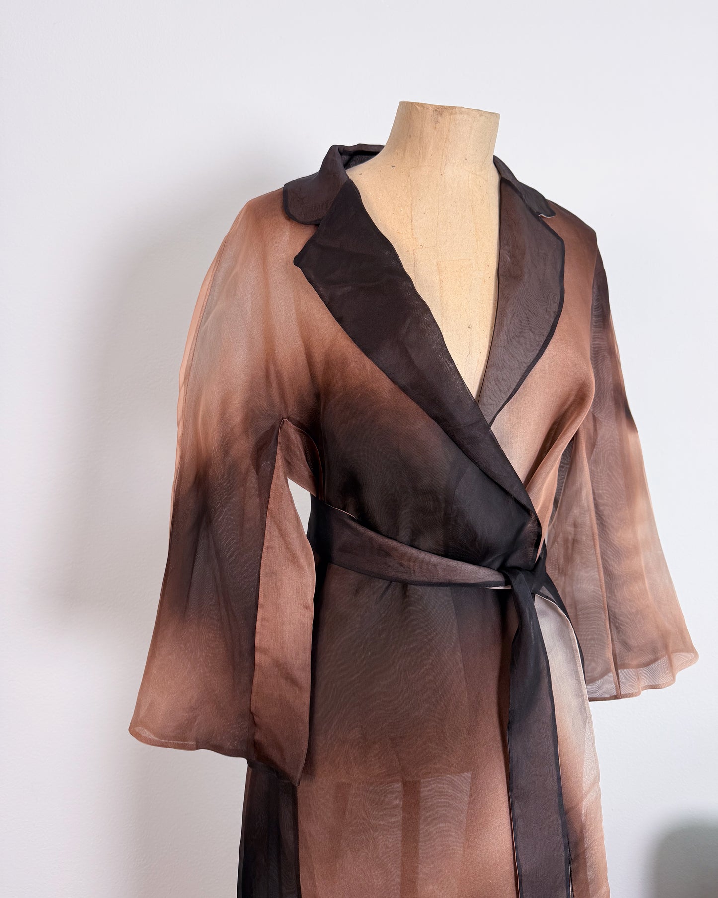 Spolverino in organza di seta con cintura