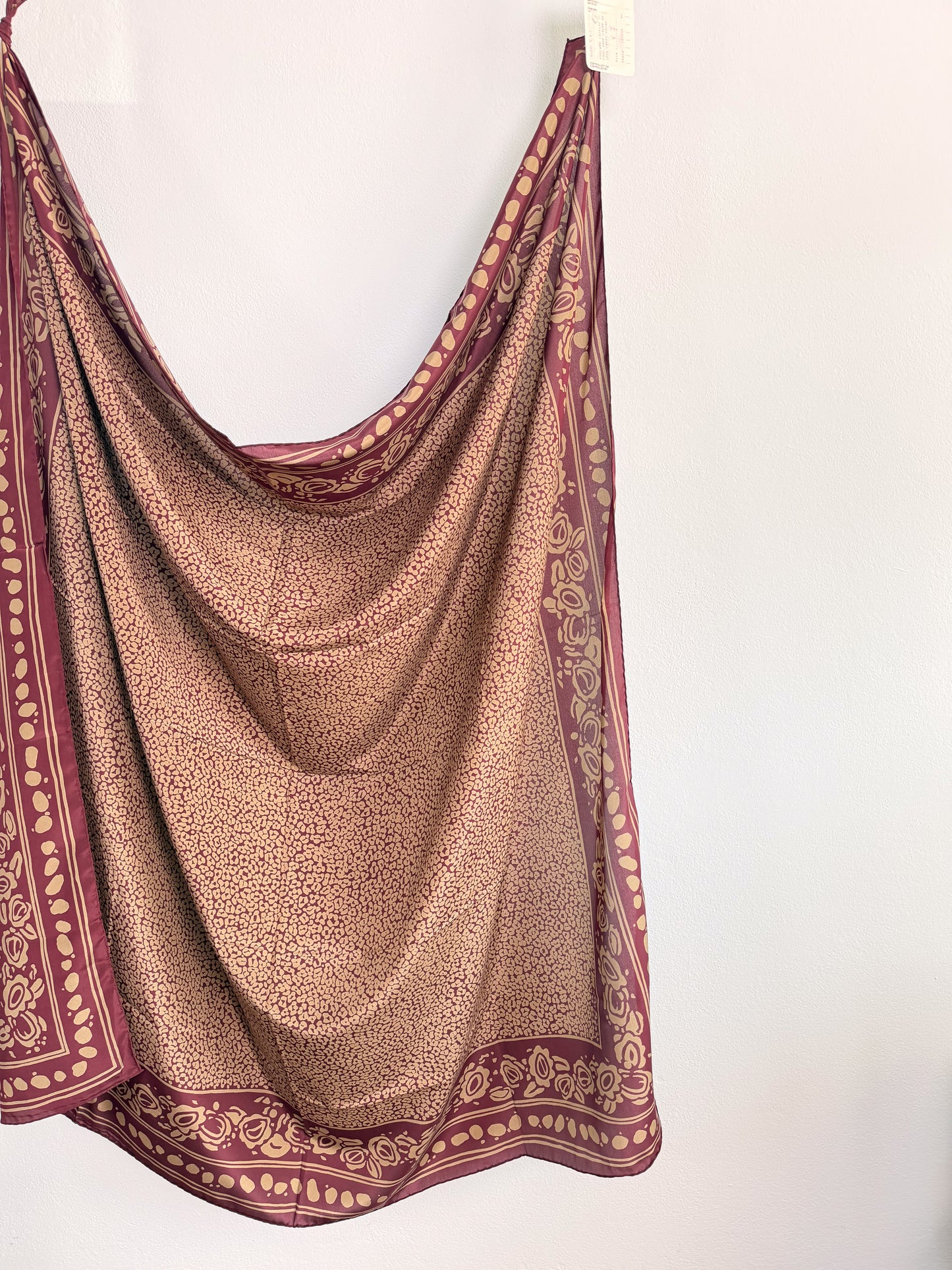 Stola foulard maxi in seta made in Italy mai indossata con cartellino