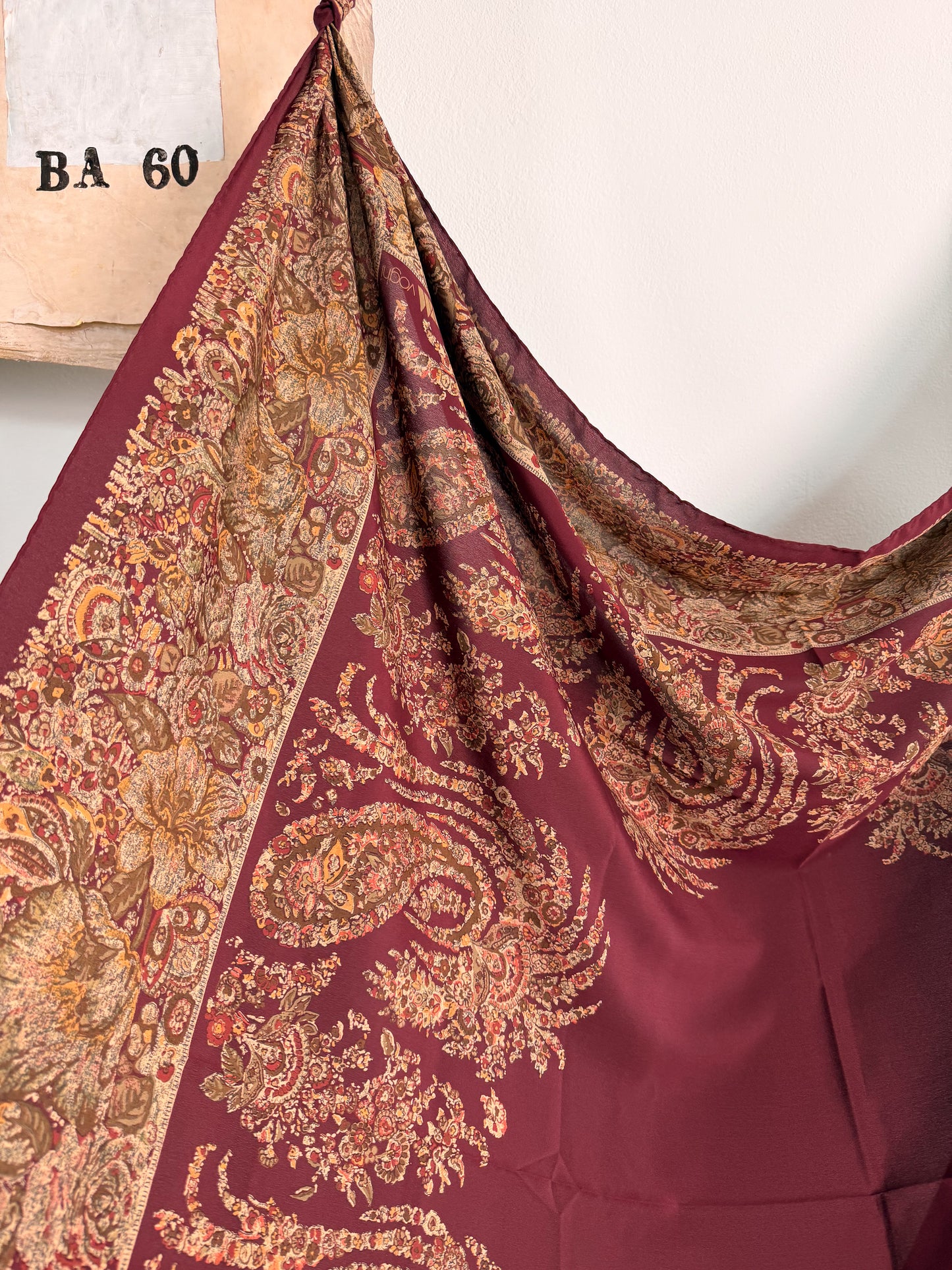 Stola foulard maxi in seta stampa paisley made in Italy mai indossata