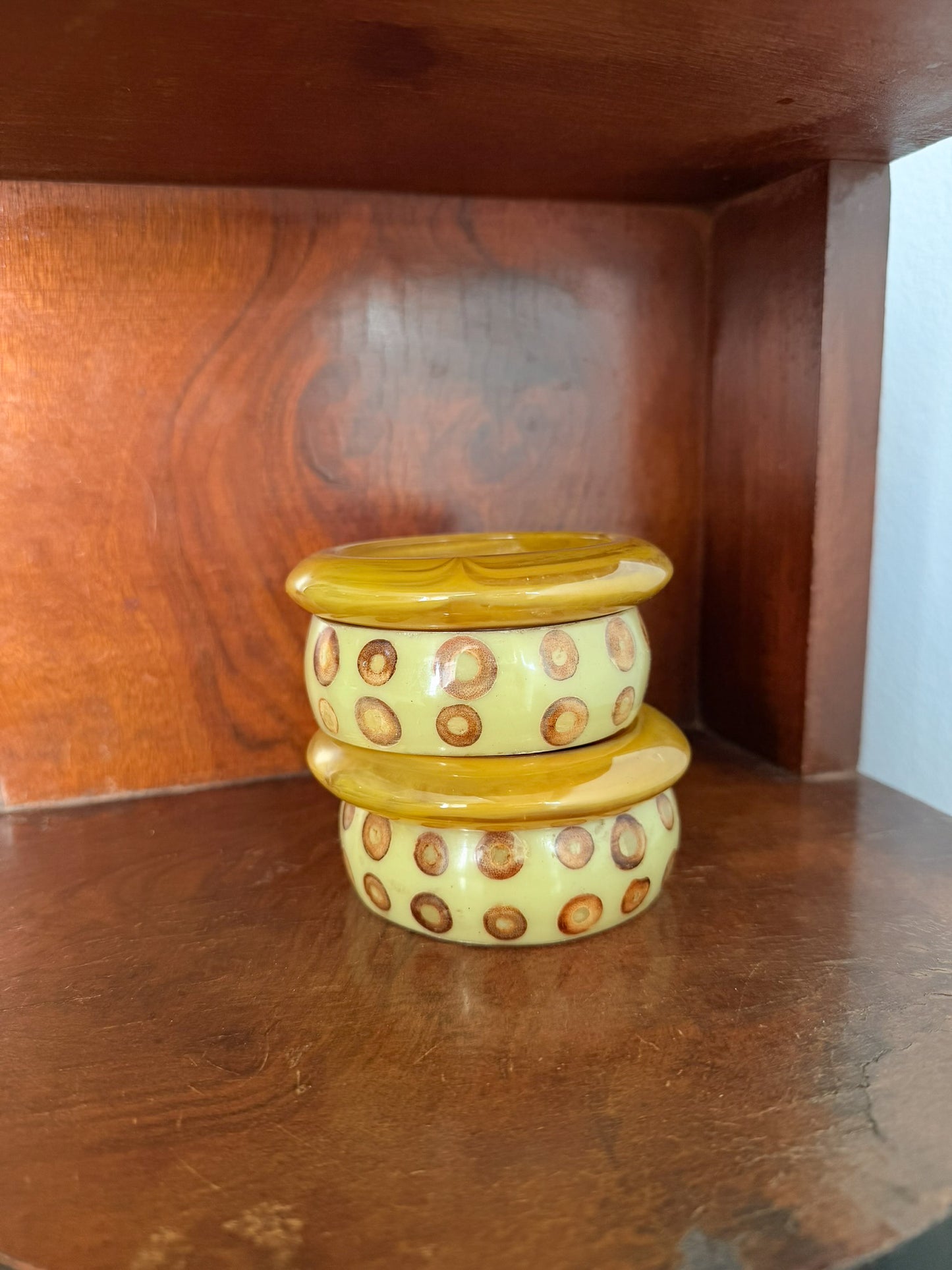 Bracciale bangle in resina vintage