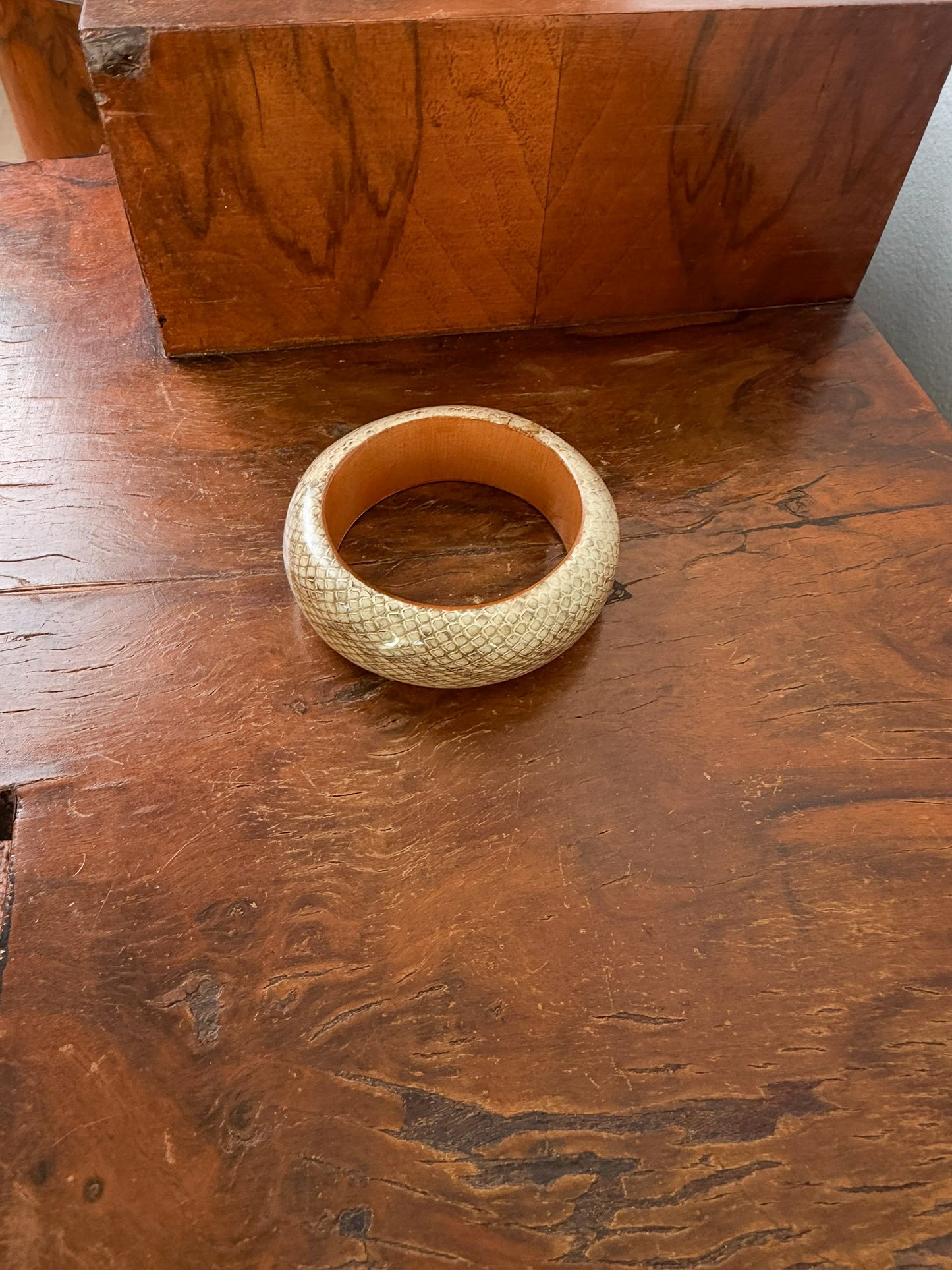 Bracciale Bangle in resina pelle pitone