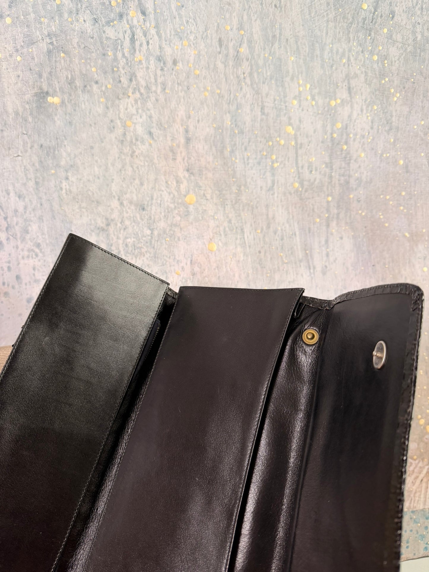 Pochette anni 70 in pitone nero porta accessori