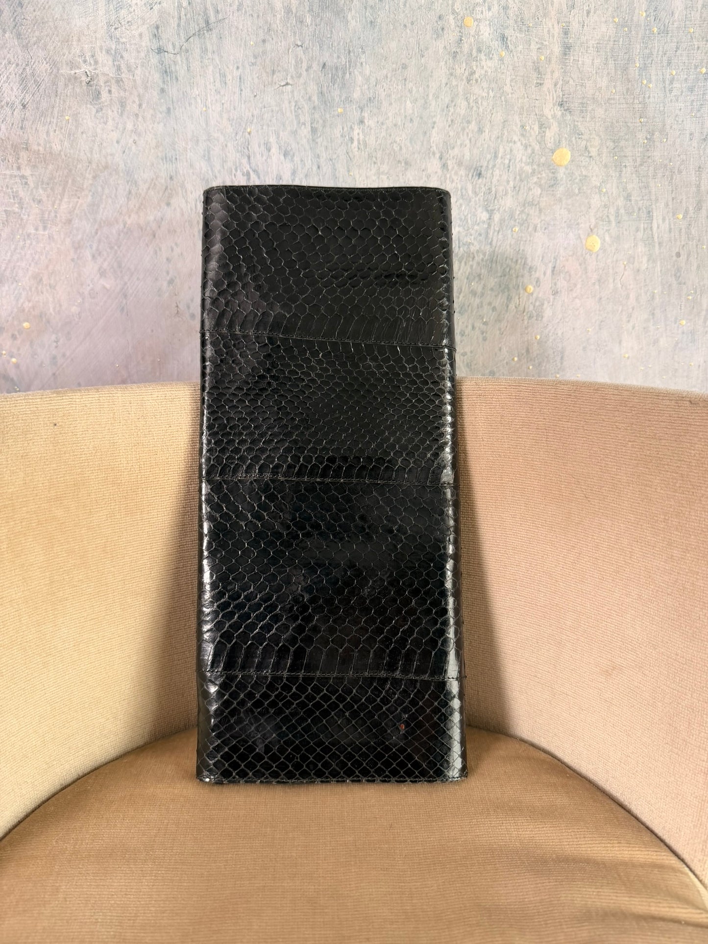 Pochette anni 70 in pitone nero porta accessori