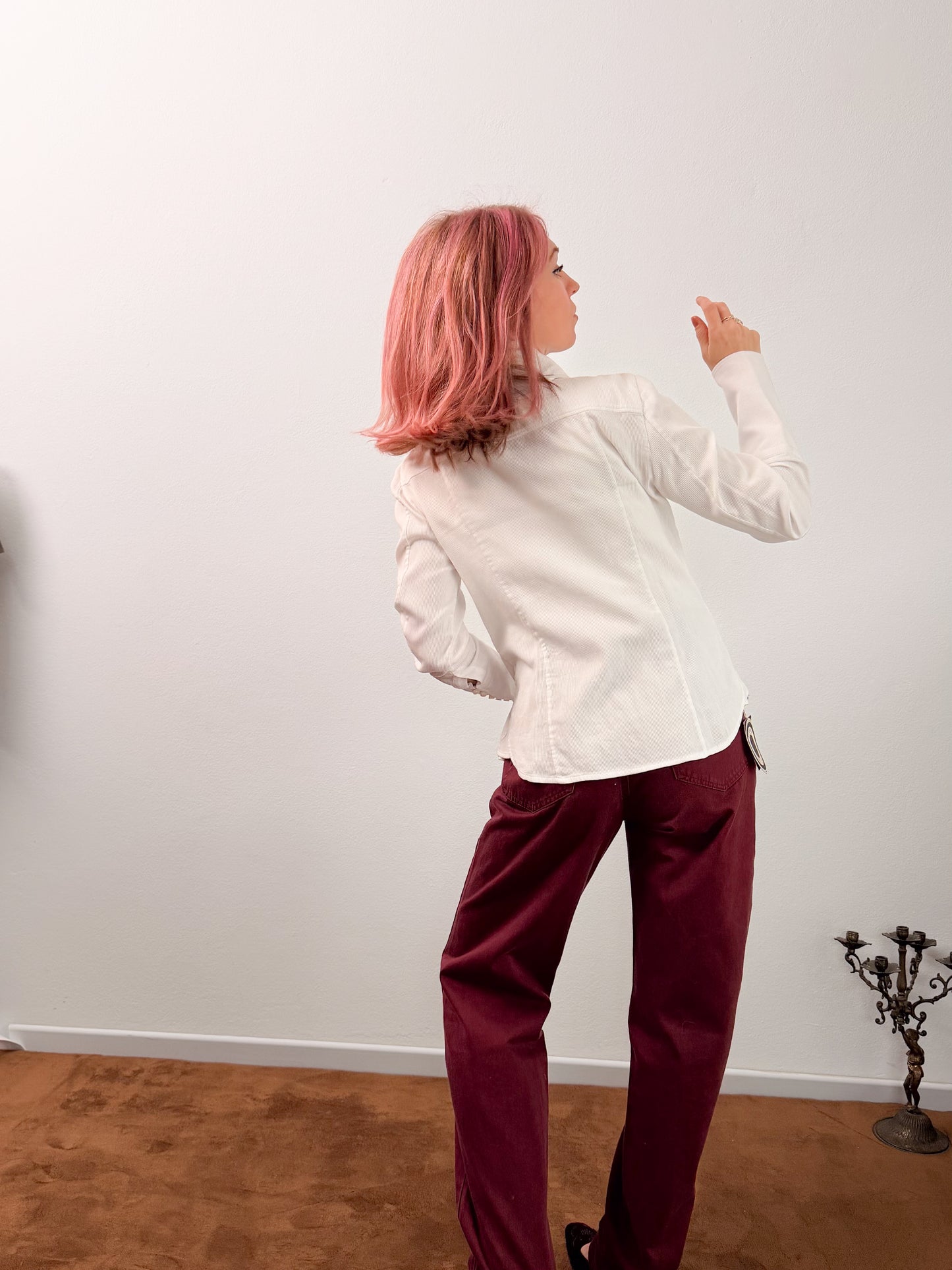 Camicia in tessuto ottoman di cotone con collo a punta e pettorina