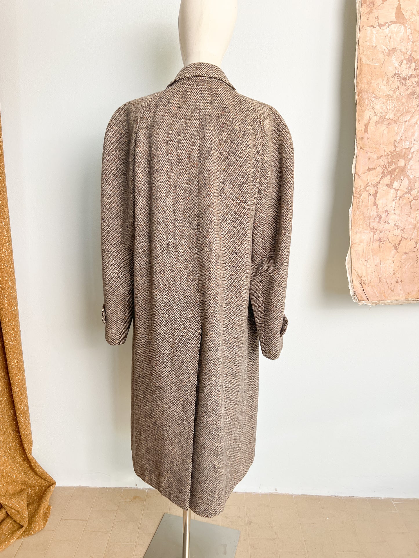 Cappotto Yves Saint Laurent uomo in lana manica raglan e bottoni a scomparsa