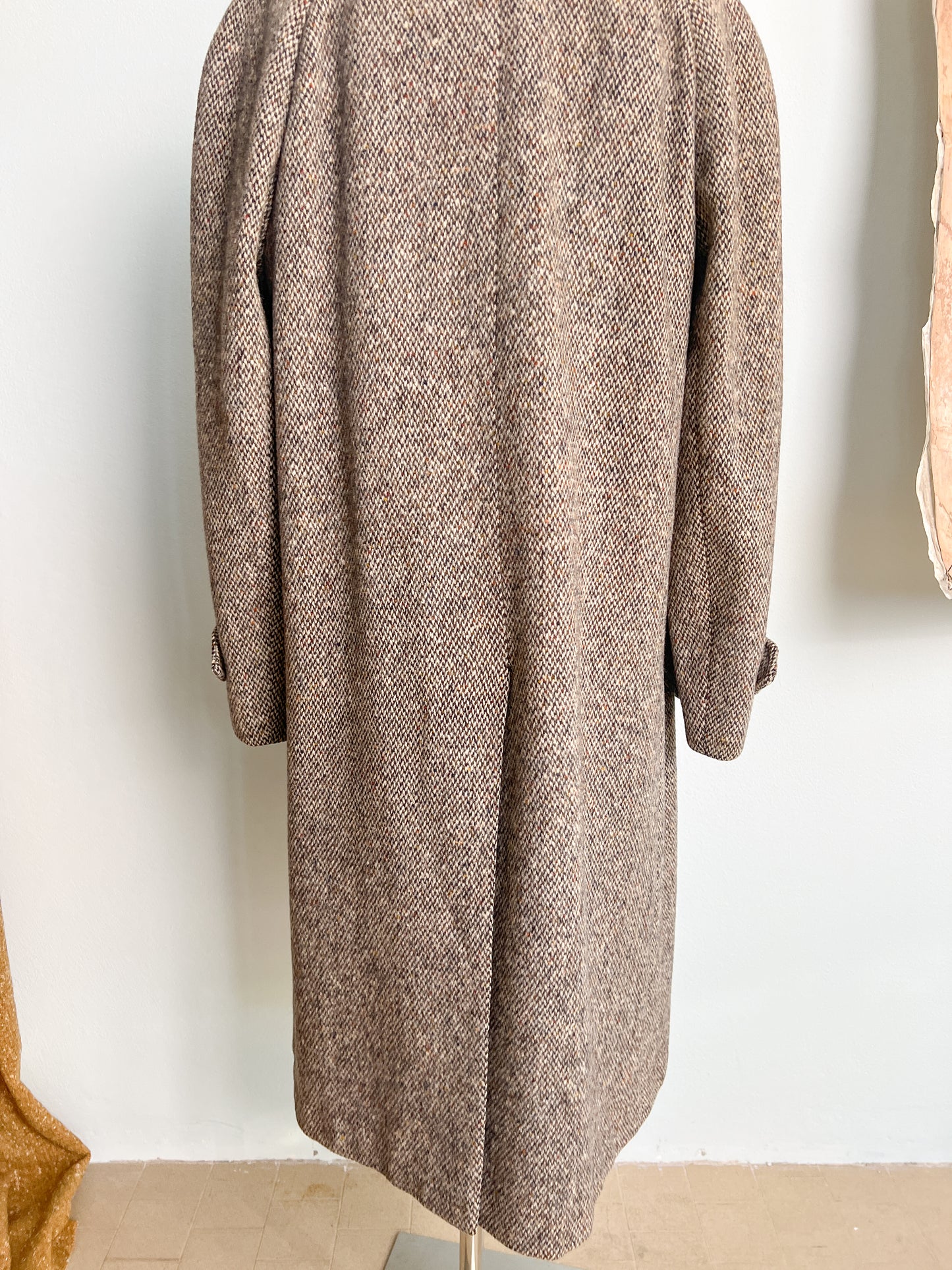 Cappotto Yves Saint Laurent uomo in lana manica raglan e bottoni a scomparsa