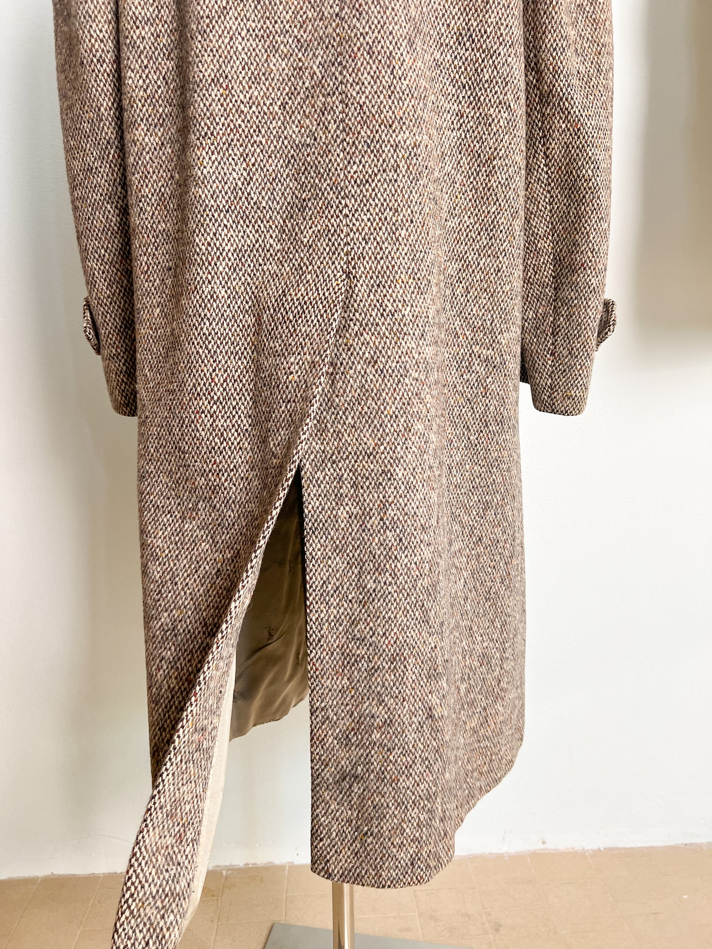 Cappotto Yves Saint Laurent uomo in lana manica raglan e bottoni a scomparsa