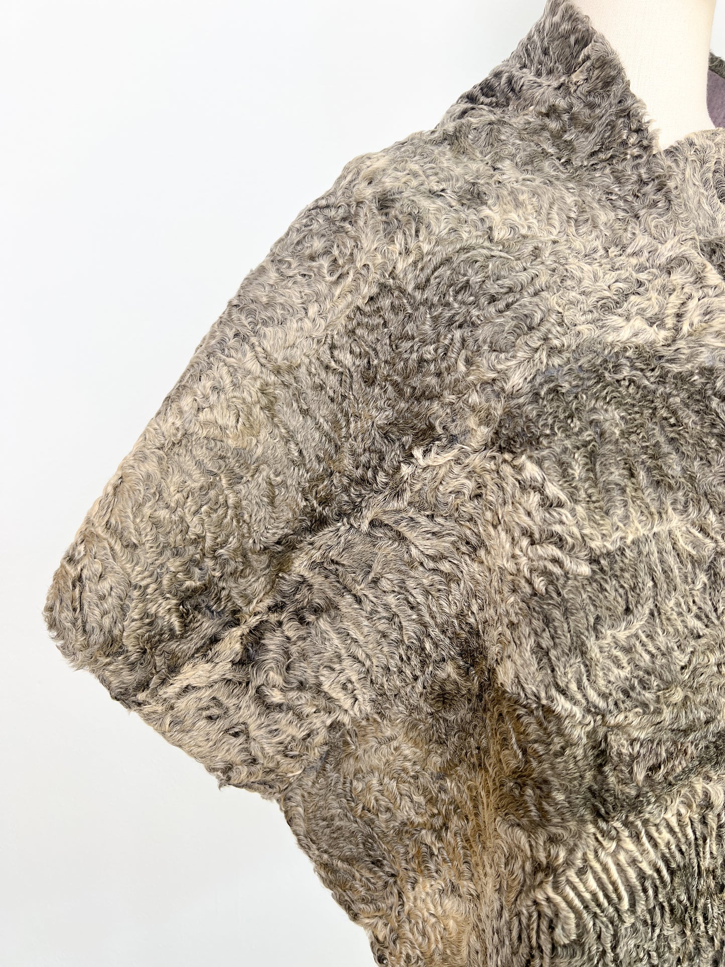 Stola in pelliccia astrakan anni 60