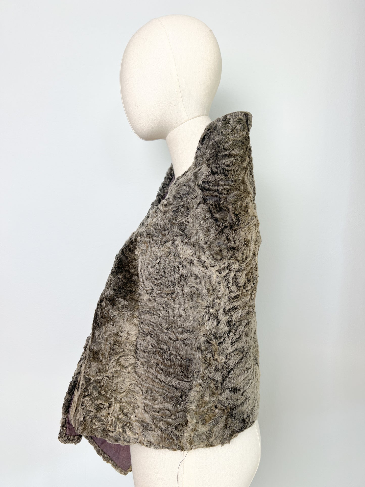 Stola in pelliccia astrakan anni 60