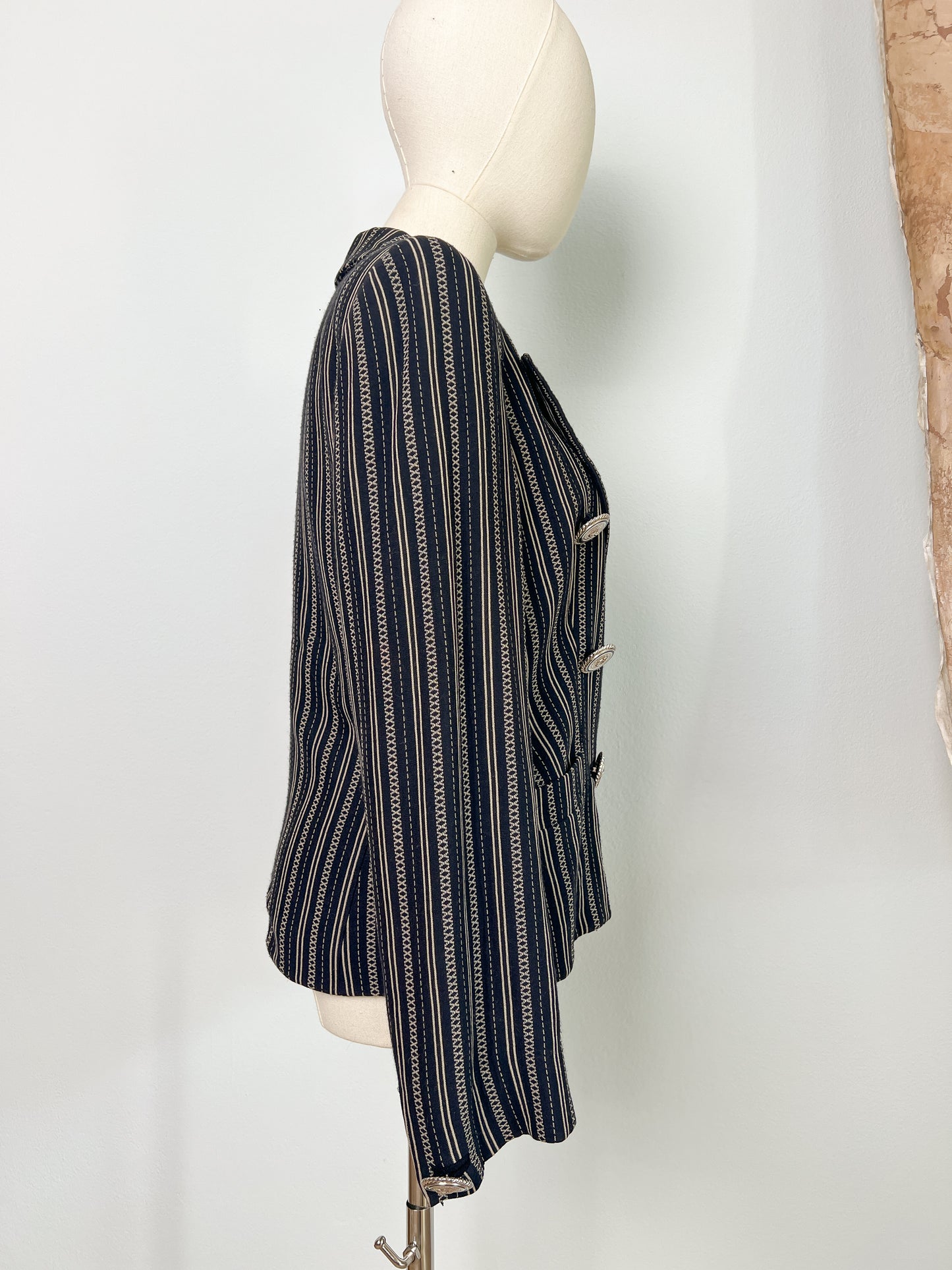 Giacca Versus Gianni Versace doppio petto con bottoni in metallo con leone