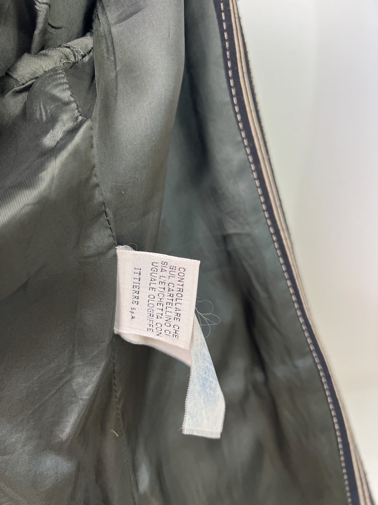 Giacca Versus Gianni Versace doppio petto con bottoni in metallo con leone